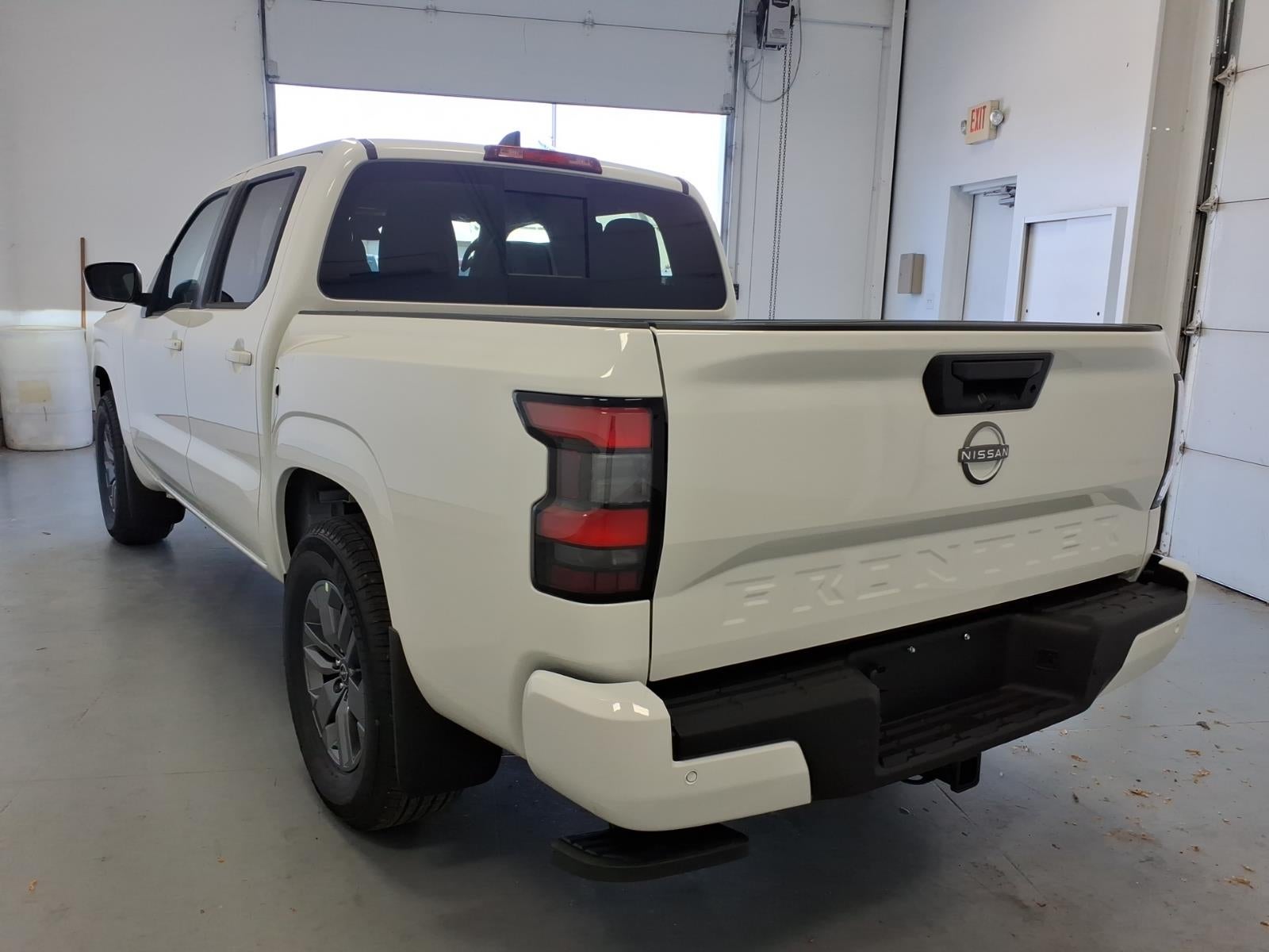 2026 Nissan Frontier — detail view