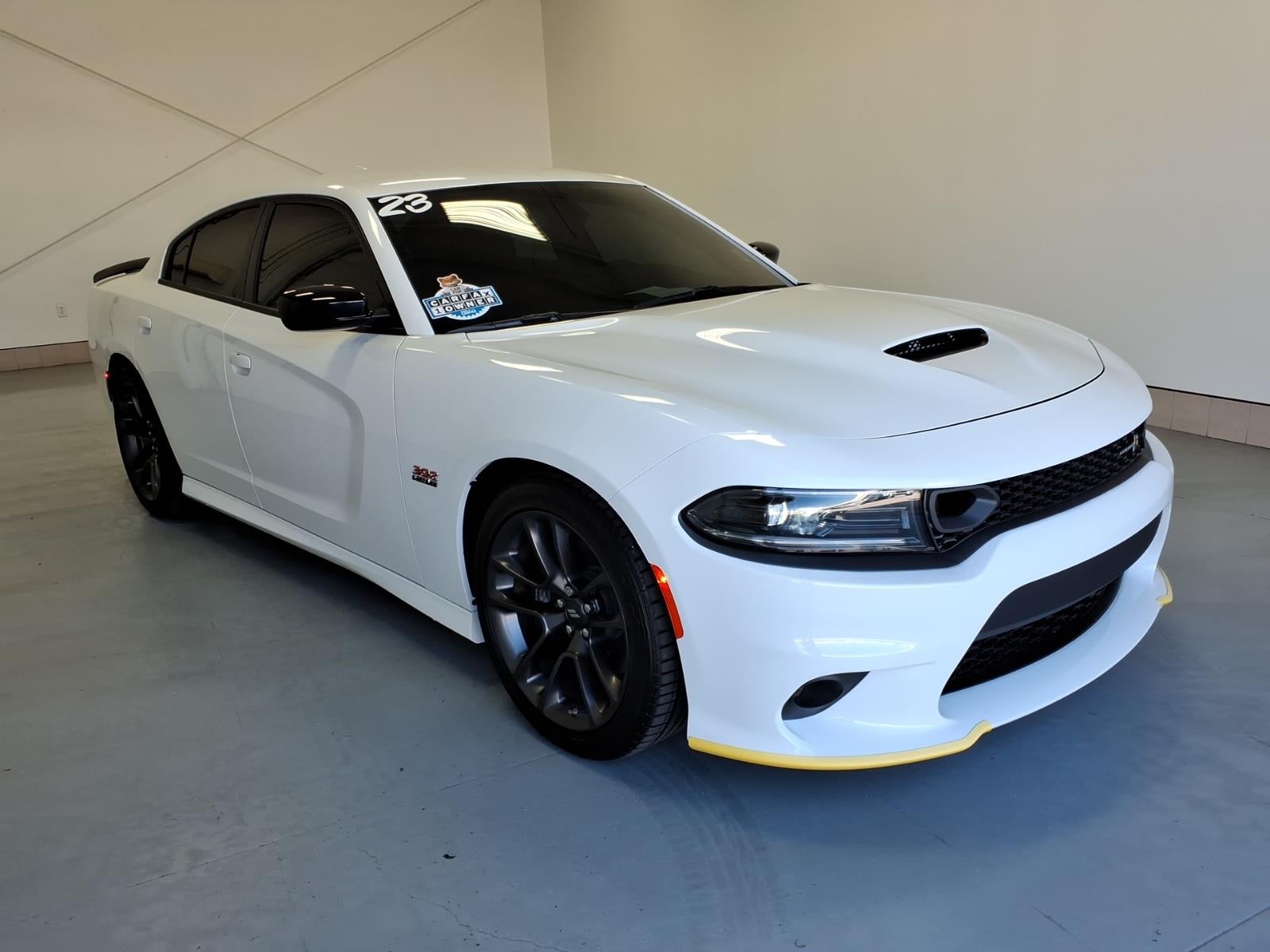 2023 Dodge Charger Scat Pack in White Knuckle Clear Coat (Pw7) — front three-quarter view