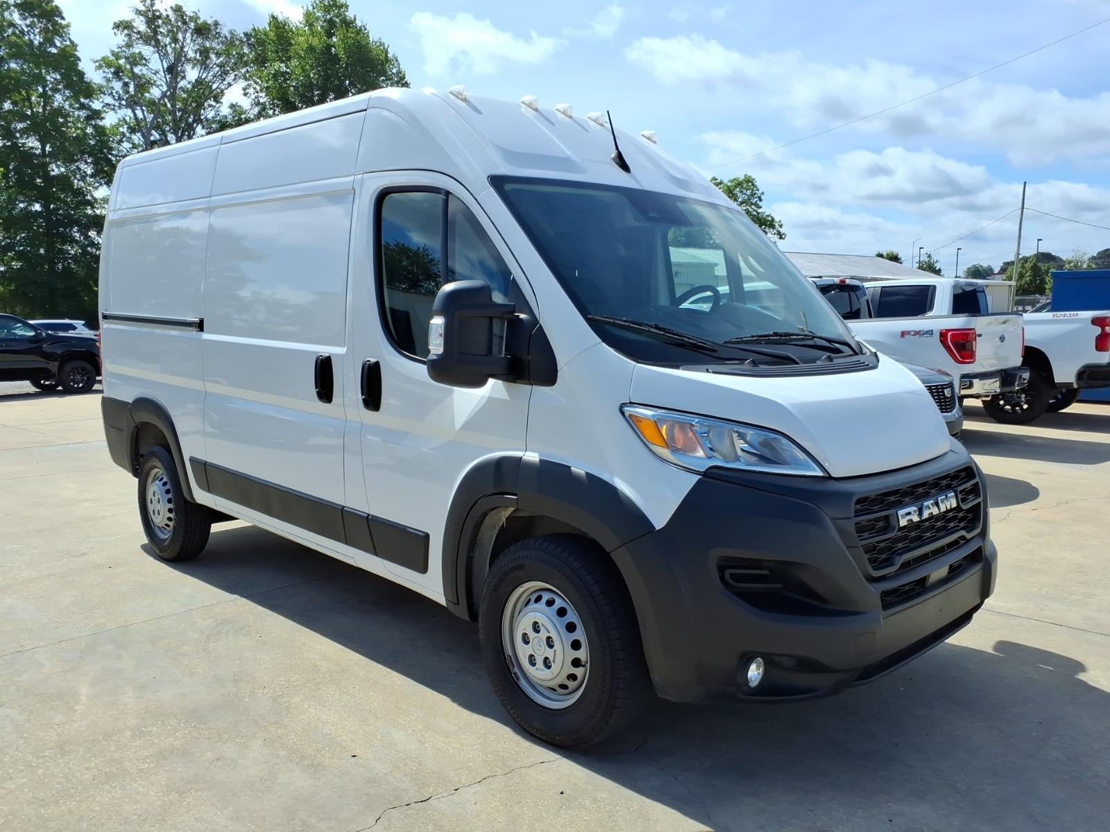 2024 RAM ProMaster Tradesman 2500 in Bright White Clear Coat (Pw7) — front three-quarter view