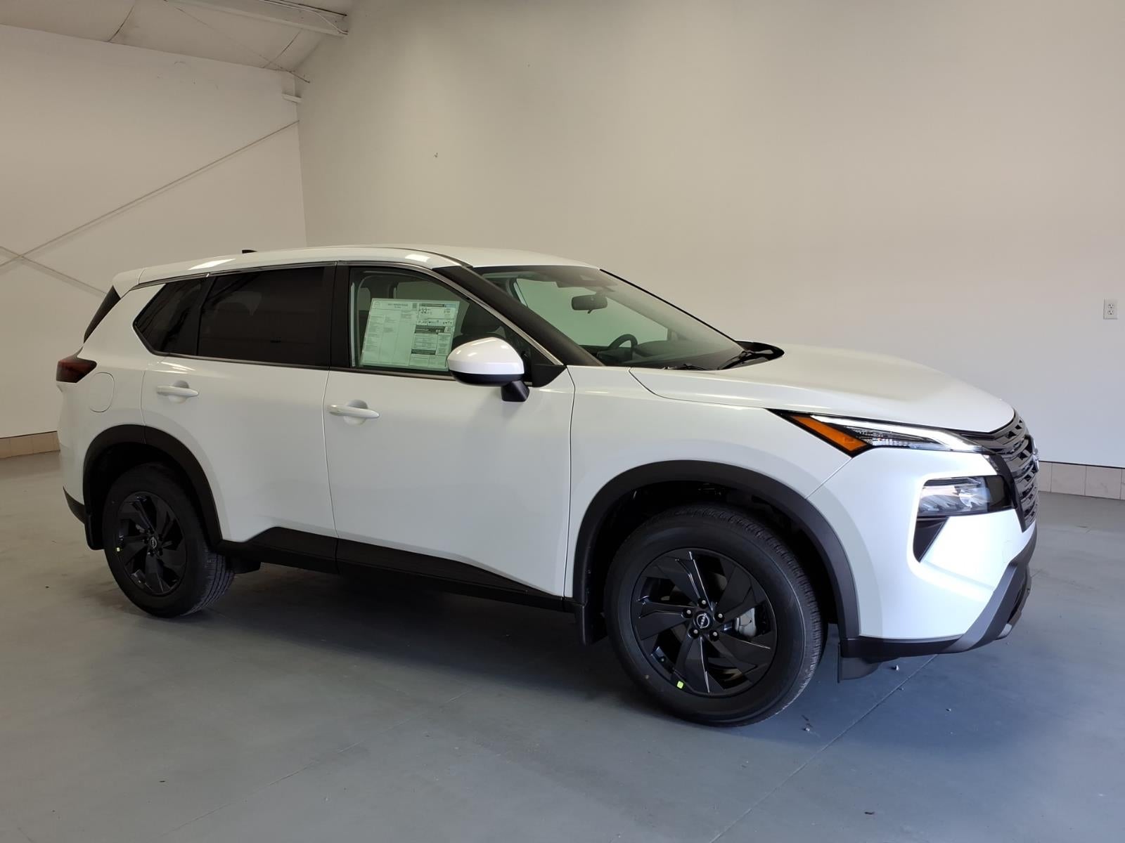 2026 Nissan Rogue — side profile view