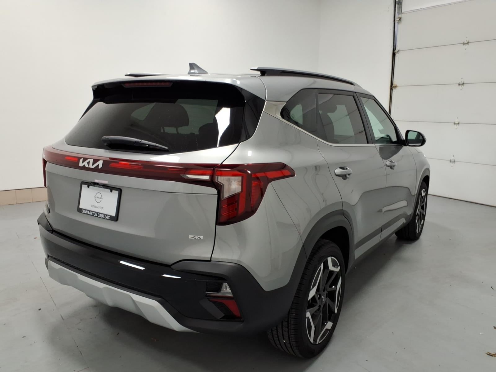 2025 Kia Seltos — rear three-quarter view